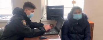 Неоднократно судимую жительницу Измаила задержали во время кражи на рынке (видео) 